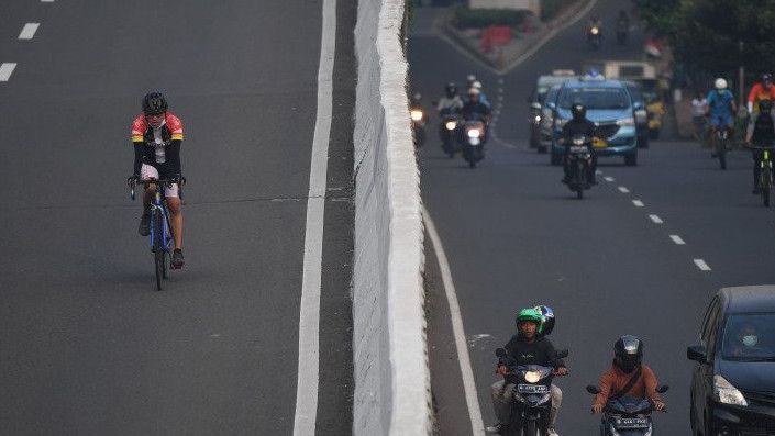 Ini Kritik Pengamat Atas Jalur Khusus Pesepeda di JLNT Kampung Melayu-Tanah Abang