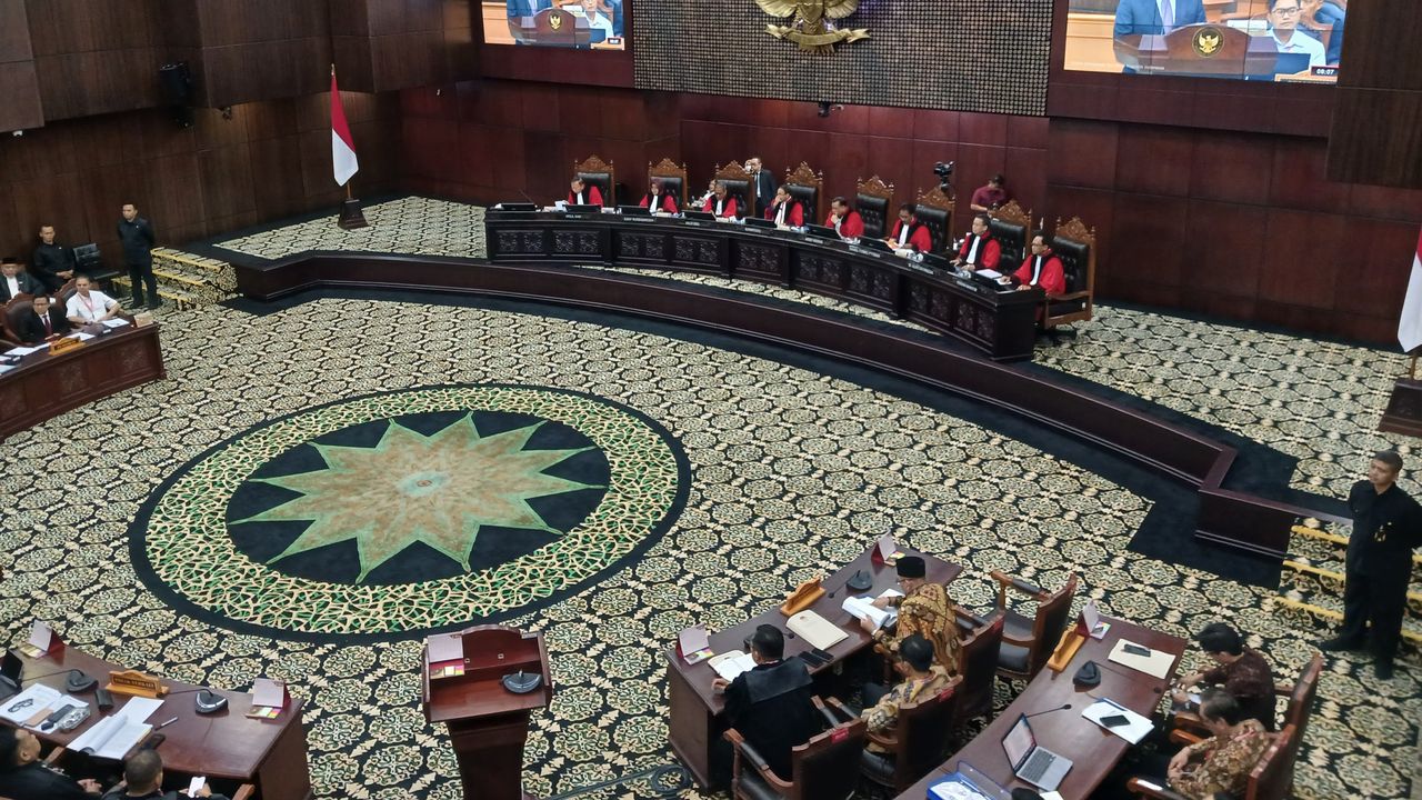 Anies Sebut Indonesia Ada di Titik Krusial, Singgung Reduksi Konstitusi untuk Langgengkan Kekuasaan
