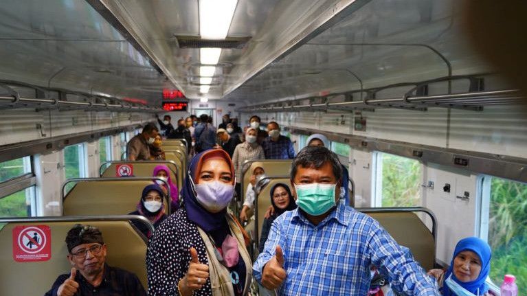 Jalur Kereta Api Pasar Senen Jakarta - Garut Segera Beroperasi. Bupati: Mantap! Sudah Pakai AC