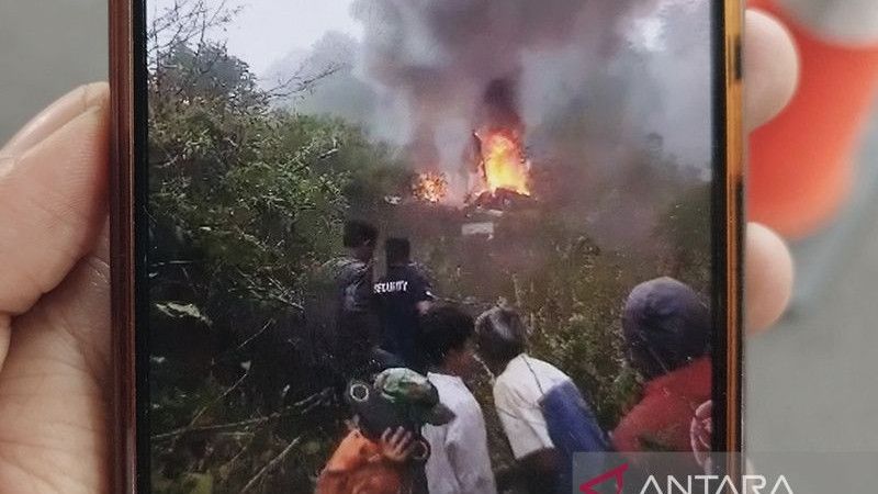 Helikopter Jatuh di Rancabali Bandung, TNI AD Pastikan Tak Ada Korban Jiwa