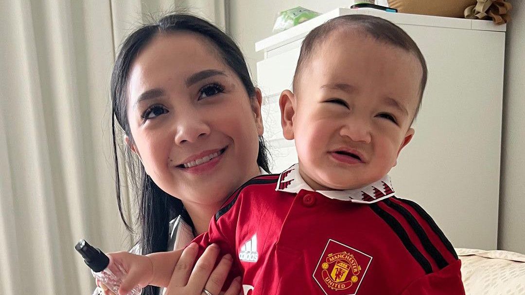 Pakai Jersey Klub Liga Inggirs, Anak Raffi Ahmad Masuk Instagram Manchester United