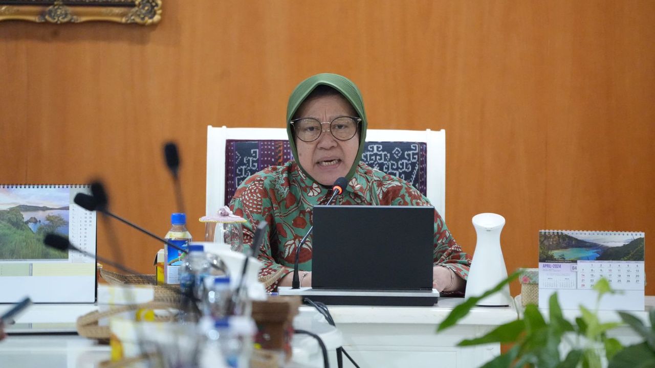 Risma Sebut Usulan Data Penerima Bansos Melalui Musyawarah Desa