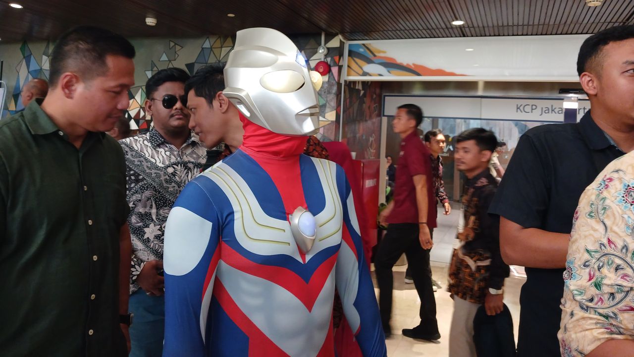 Agak Lain! Ada Ultraman Jadi Anggota DPR Periode 2024-2029