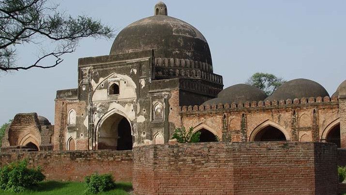India Mulai Pembangunan Kuil Hindu di Tempat Masjid Dihancurkan