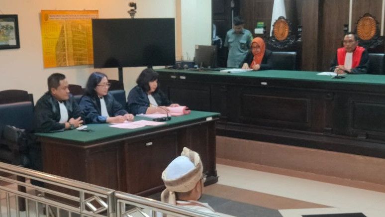 Hakim PN Jember Vonis Terdakwa Kiai Cabul Delapan Tahun Penjara, Kuasa Hukum Sebut Putusan Tak Masuk Akal dan Banding