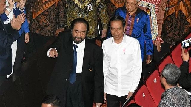 Tak Anggap Serius Teguran Jokowi soal 'Pak Lurah', Surya Paloh: Jokes Aja