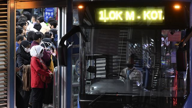 Marak Kasus Pelecehan Seksual di Transportasi Publik, TransJakarta Akan Terapkan Sistem Pengenalan Wajah