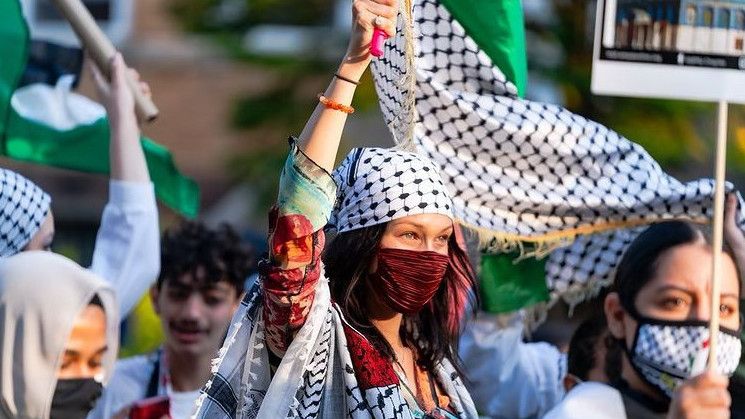 Atas Nama Kemanusiaan, Inilah Aksi Seleb Hollywood Teriakan Perdamaian antara Palestina - Israel