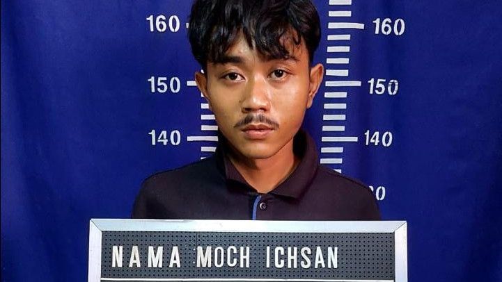 Pemuda di Bekasi Hajar Ibu Kandung Gara-Gara Permintaan Tak Dituruti, Begini Tampang Pelaku