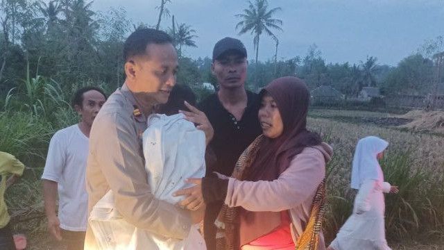 Hilang Dua Hari, Balita di Lombok Tengah Ditemukan Duduk di Saluran Irigasi sambil Gigit Batu