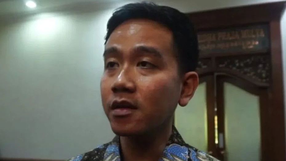 FX Rudy Singgung Rumah Tangga Jokowi-Iriana, Gibran: Nggak Usah Ngurusi Gosip