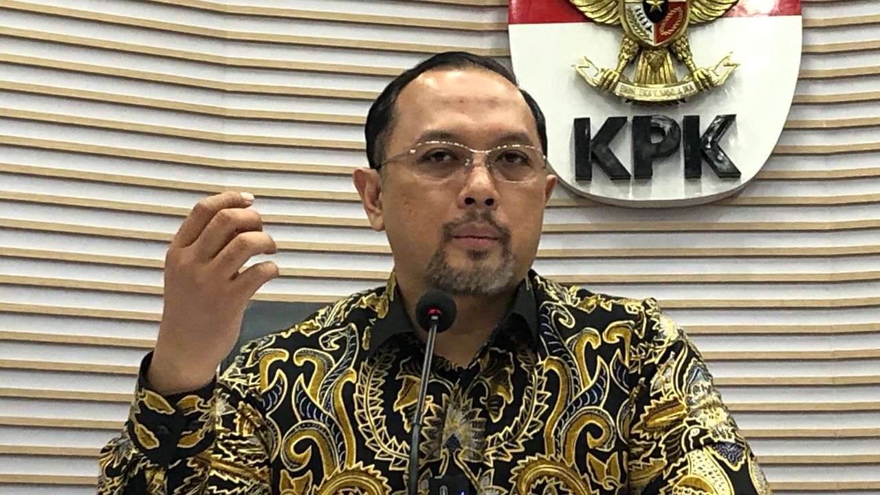 KPK Periksa Eks Sestama BNPB Terkait Dugaan Korupsi Pengadaan APD di Kemenkes