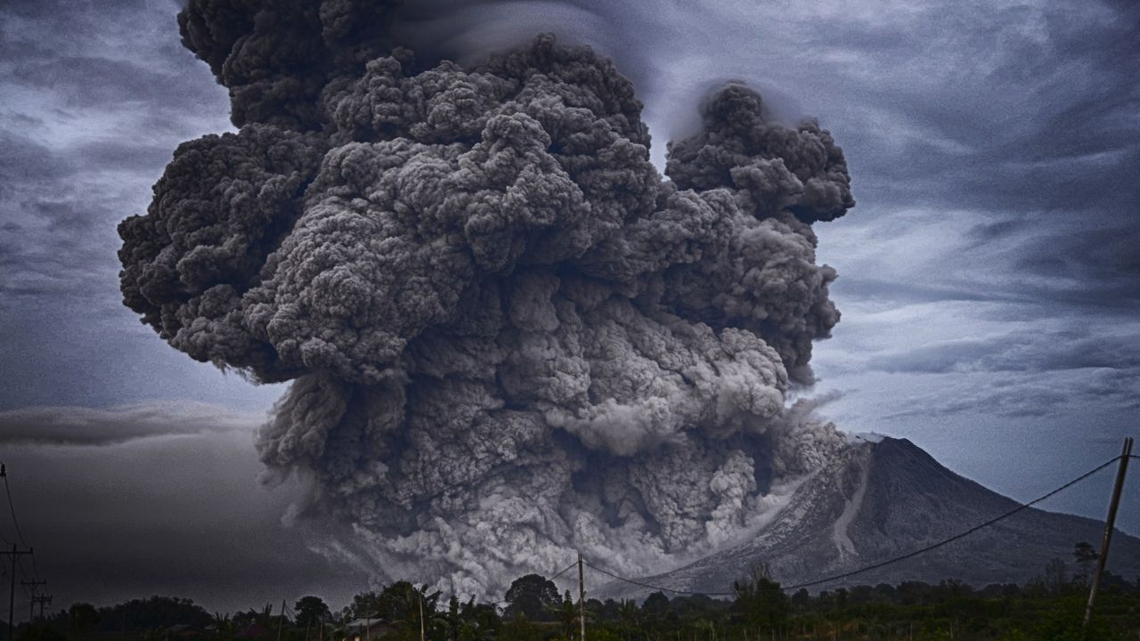 Mitigasi Bencana Gunung Meletus, dari Tahap Sebelum hingga Pasca Bencana