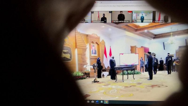 Tak Seperti Pemkot Makassar, Pemprov Jatim Lantik Pejabat Secara Virtual