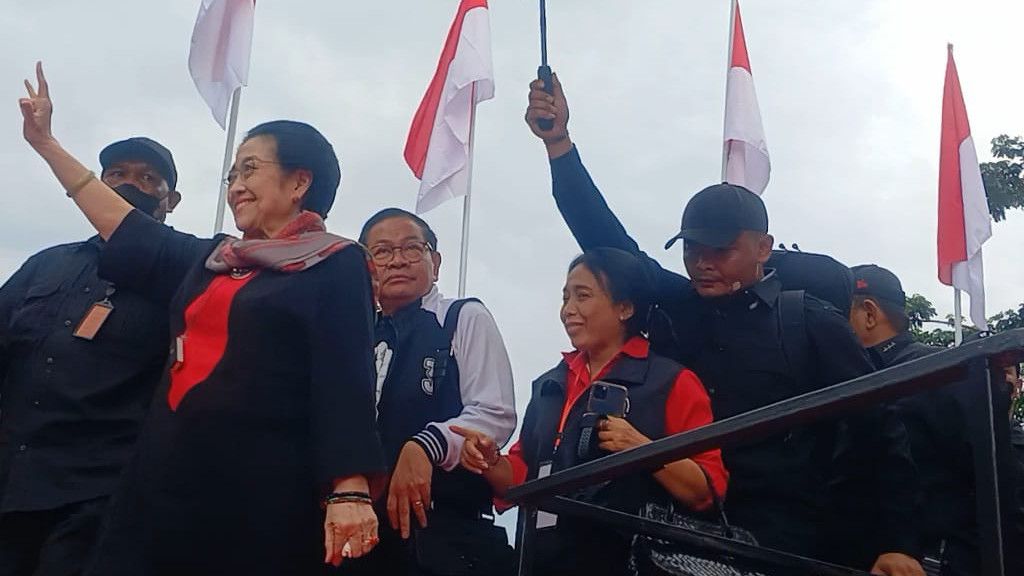 Digandeng Pramono Anung, Megawati Turun Gunung Kampanyekan Ganjar-Mahfud