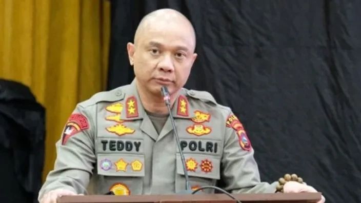 Polda Metro Jaya Pastikan Perbuatan Pidana Teddy Minahasa Tidak Gugur Meski Cabut BAP