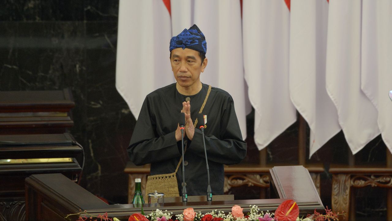 Jokowi Pakai Baju Adat, KSP: Hentikan Stigma Negatif Suku Baduy