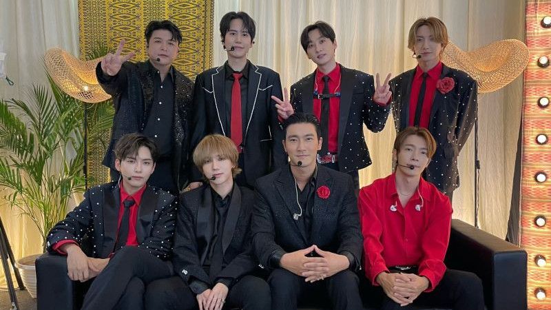 Pamer Push Up hingga Nama Panggilan Khas Indonesia, Super Junior Sukses Gemparkan Panggung SMTOWN Jakarta