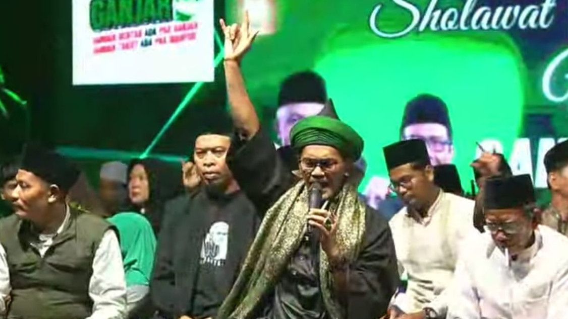 Sholawat Kebangsaan Abah Ali Mafia Bius Warga Lamongan