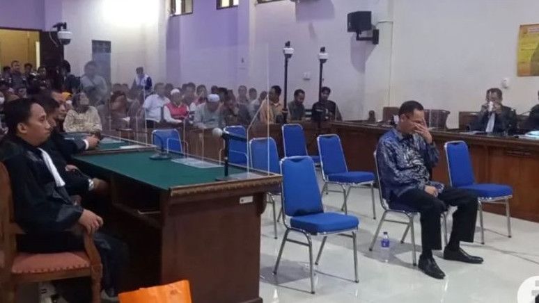 Jaksa Tuntut Rektor Unila Nonaktif Karomani 2 Tahun Penjara