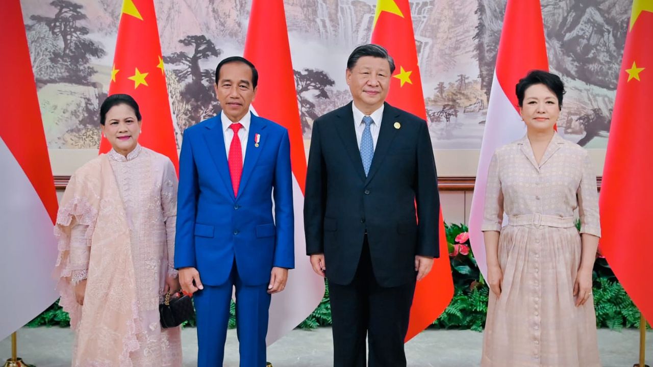 Bertemu Xi Jinping, Jokowi Sampaikan Rasa Senang Hubungan RI-China Banyak Kemajuan Konkret