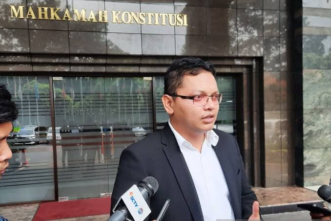 DPR Pakai Putusan MA untuk Batas Usia Cakada, MK: Peraturan Pelaksana Harusnya Menyesuaikan