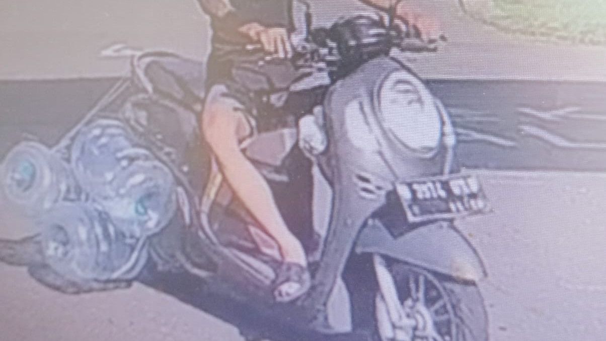 Makin Aneh, Pria Kedapatan Maling Galon Air di Perumahan Kota Wisata Cibubur