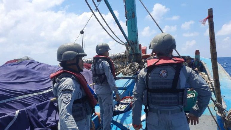 Bakamla RI Tangkap Kapal Ikan Vietnam di Laut Natuna, Sempat Bermanuver untuk Kabur