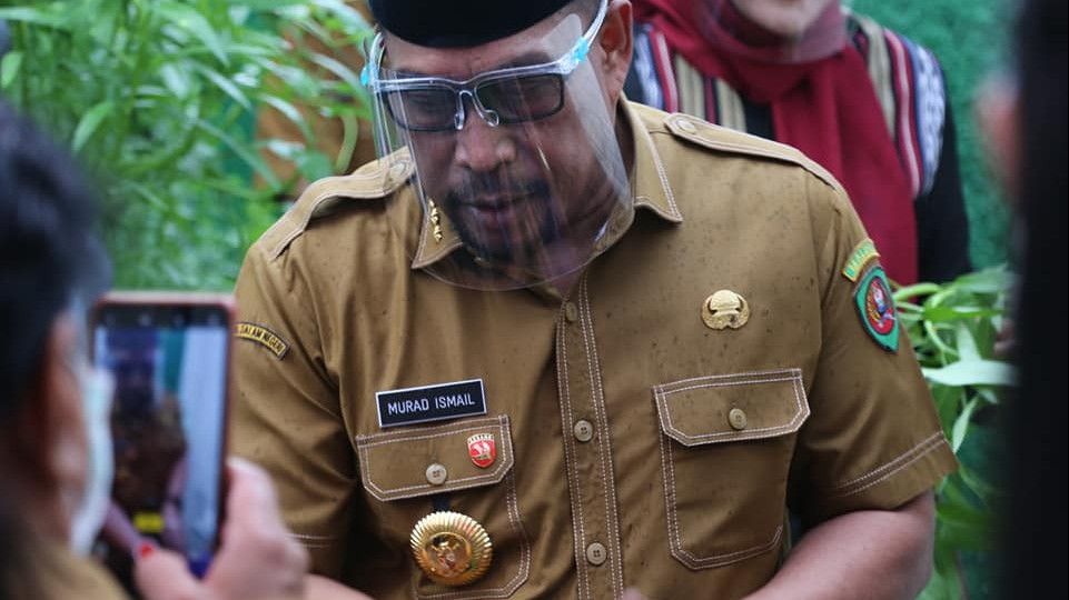 Ajudan Gubernur Maluku Intimidasi Jurnalis yang Merekam Momen Murad Ajak Demonstran Berkelahi