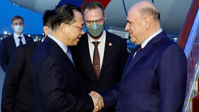 Di Depan Xi Jinping, PM Rusia Pastikan Negaranya akan Berdiri Bersama China Lawan Dominasi Barat
