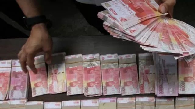 Ngaku Bisa Ubah Daun Jadi Uang, Dukun Asal Brebes Ditangkap di Tangerang
