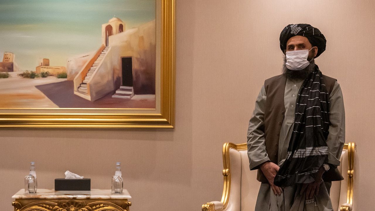 Di Depan Kamera, Mullah Baradar, Wakil PM Taliban, Bantah Rumor Dirinya Tewas