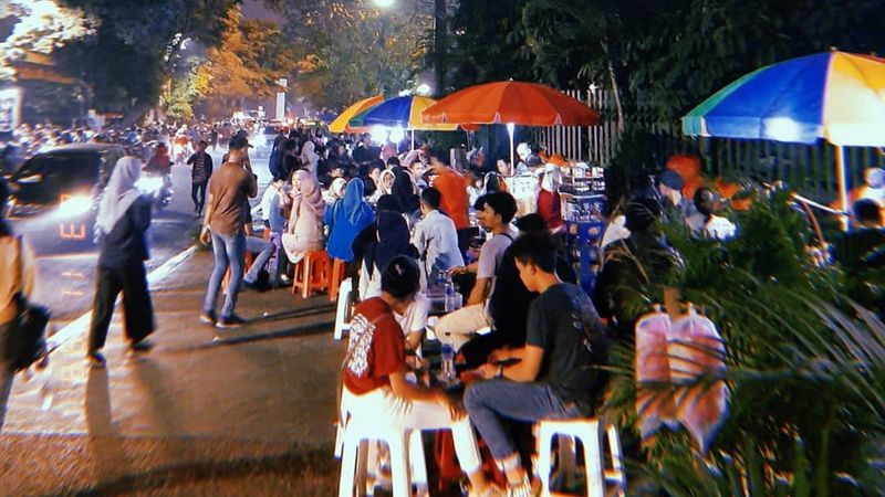 Gultik Blok M Hingga Bubur Ayam Barito, 10 Rekomendasi Street Food Murah di  Jakarta - ERA.ID