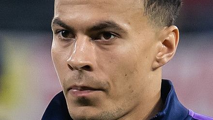 Lebih dari Dua Tahun Absen, Delle Ali Diusir Keluar Lapangan Padahal Baru Main 10 Menit