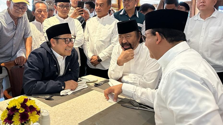 Suasana Terkini Deklarasi Anies-Muhaimin di Hotel Majapahit Surabaya, Dihadiri Puluhan Kiai dari Jawa Timur hingga Jawa tengah