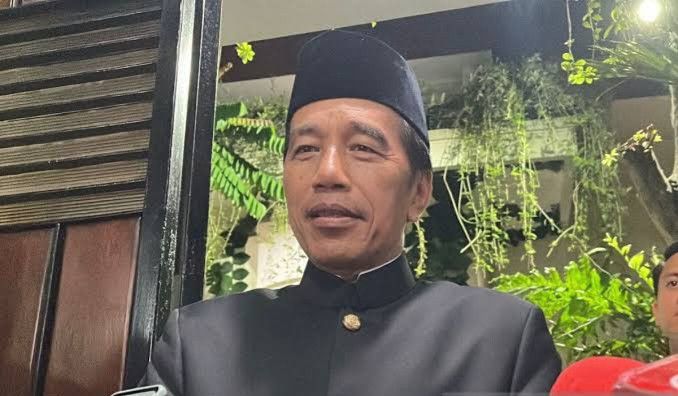 Jokowi Ogah Tunjukkan Ijazah Asli ke Para Penuding: Mereka Tidak Berwenang Ngatur Saya!