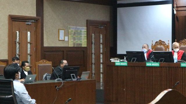 Kasus Korupsi Pengelolaan Dana Asabri, Hakim Tipikor Perintahkan Rampas Tanah, Apartemen, Mobil Heru Hidayat