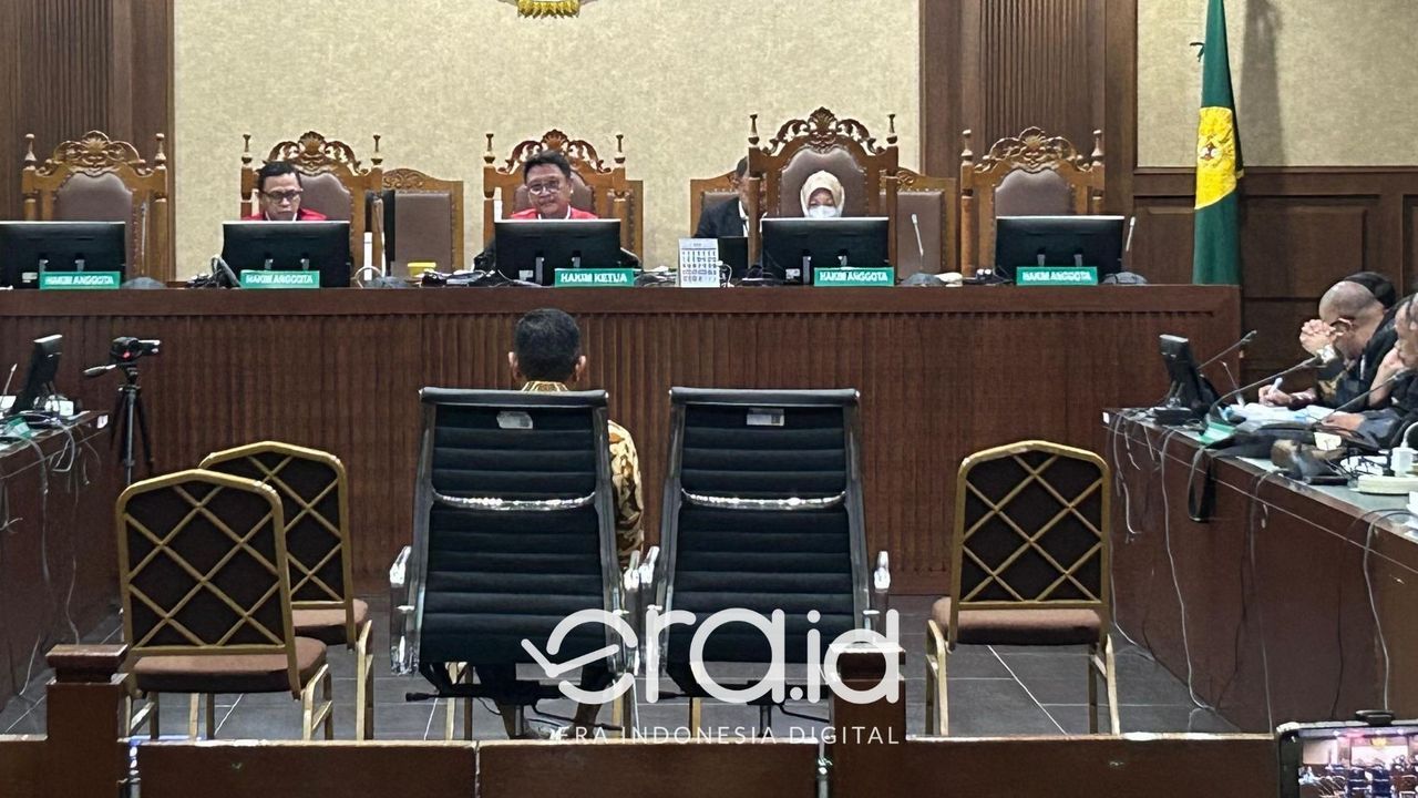 Di Persidangan, Hakim Sindir Ahmad Sahroni soal NasDem Kembalikan Uang SYL
