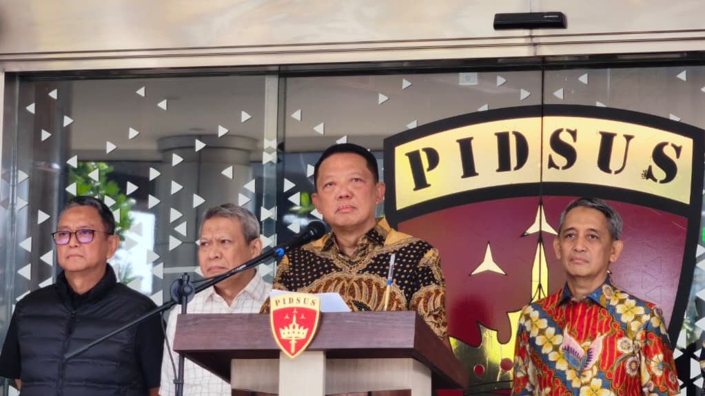 IPW Desak Penyidik Periksa Jampidsus Febrie Usai Pernyataan soal Rumah Sentul