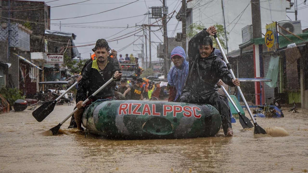 Topan Vamco Hantam Filipina, Puluhan Orang Hilang dan Tewas