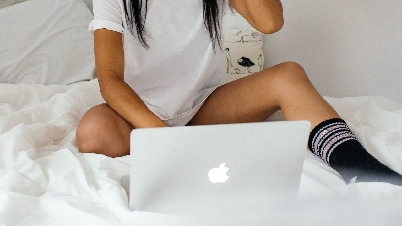 4 Alasan Kencan Online Cocok Untuk Pribadi Introvert Menemukan Jodoh