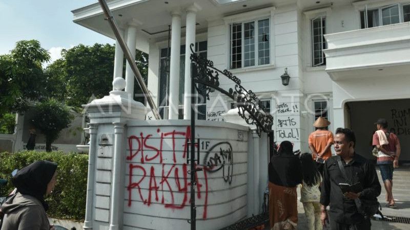 10 Orang Jadi Tersangka Penjarahan Rumah Uya Kuya, Ada yang di Bawah Umur