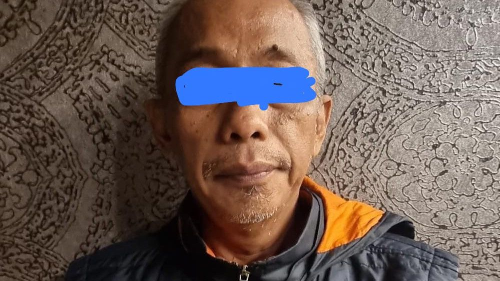 Polda Metro Tangkap Kakek yang Sebar Video Hoaks Pendemo Ditusuk Aparat