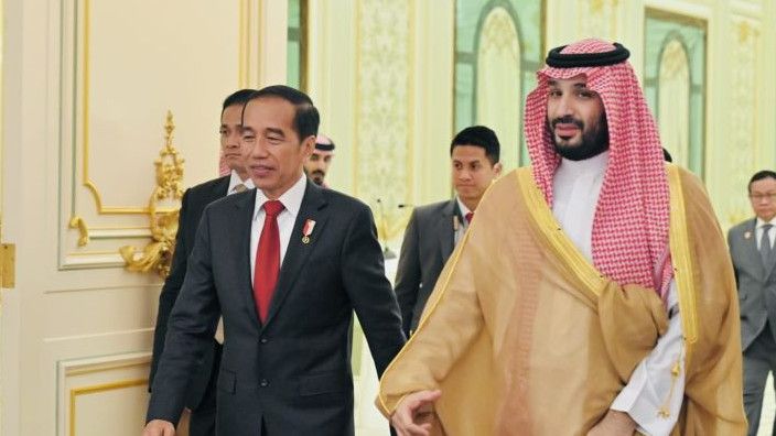 Di Depan Putra Mahkota Arab, Jokowi: Ini Saatnya Dunia Berdiri Bersama Hentikan Eskalasi Konflik Israel-Palestina