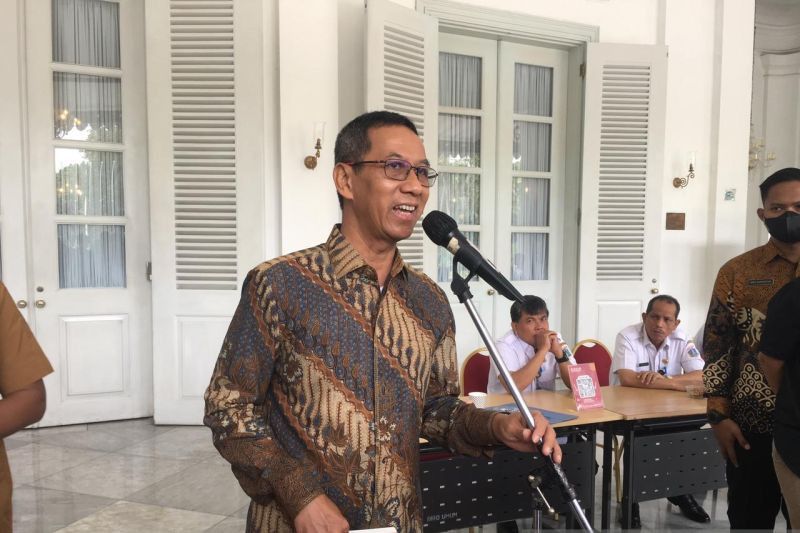 Pj Gubernur DKI Jakarta Heru Budi Sebut Tarif Jalan Berbayar Masih Dibahas dengan Pusat