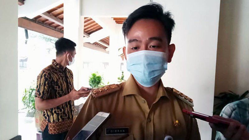 Gibran Tak Lagi Wajibkan Pakai Masker di Balai Kota Solo: Copot Saja Tidak Apa-Apa