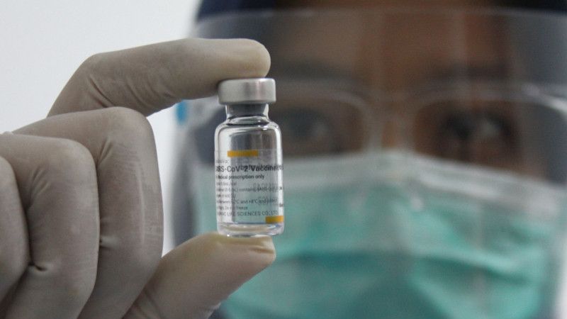 Beredar Kabar Suntik Vaksin Dosis Ketiga Wajib Bayar, Bagi yang Tak Punya Kartu BPJS Kesehatan, Benarkah?