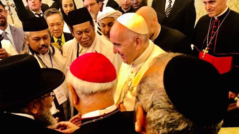 Prihatin Pengeboman RS di Gaza, Paus Fransiskus: Perang Menghapus Masa Depan